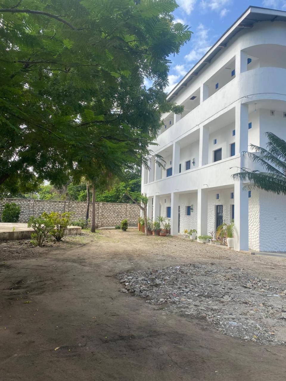 Cozy 1Br Close 50M From Diani Beach Galu Exterior photo